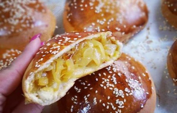לחמניות ממולאות בצל